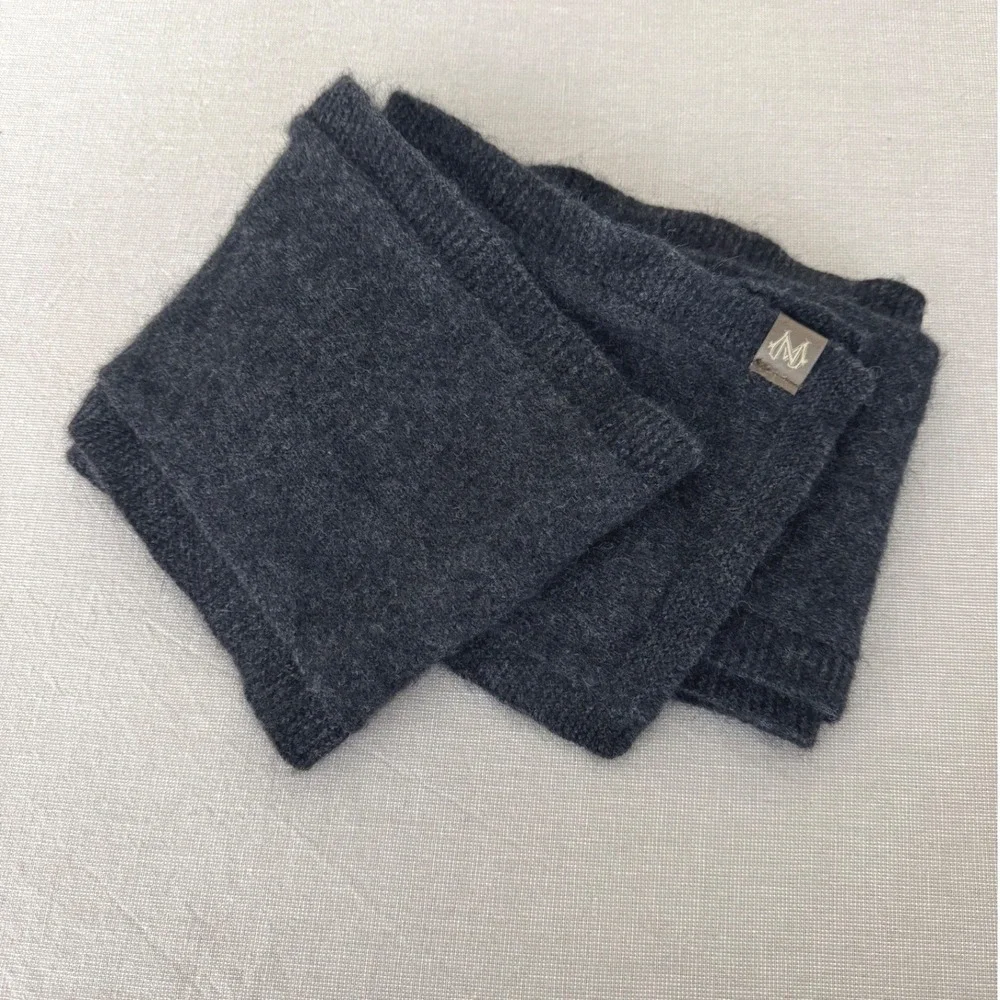Noble Wilde Possum Merino Charcoal Gray Scarf‎ 7x72